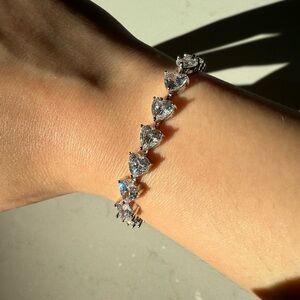 Heart Bracelet with 14k Gold Plated BRAND NEW